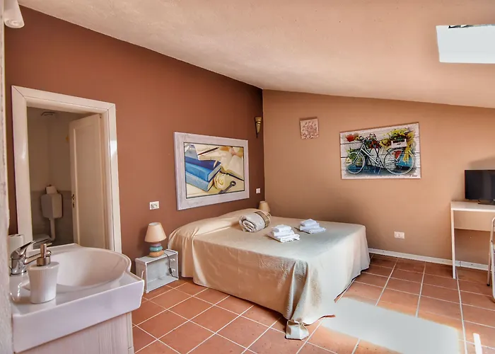 ゲストハウス Domus Regia 3*