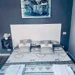 Domus Regia بيت ضيافة أولبيا