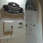 Domus Regia بيت ضيافة