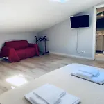 بيت ضيافة Domus Regia