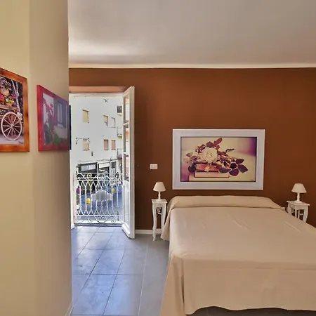 Gæstehus Domus Regia 3*