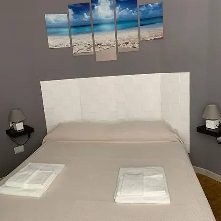 بيت ضيافة Domus Regia