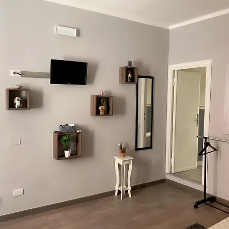 Domus Regia 2* Όλμπια
