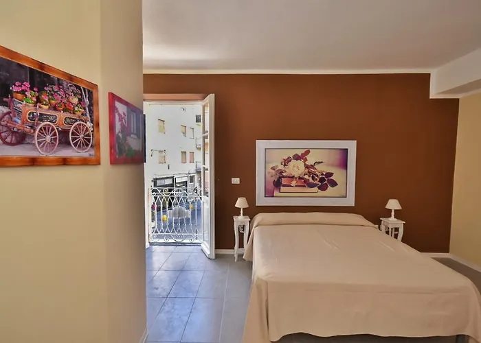 Гостьовий будинок Domus Regia 3*