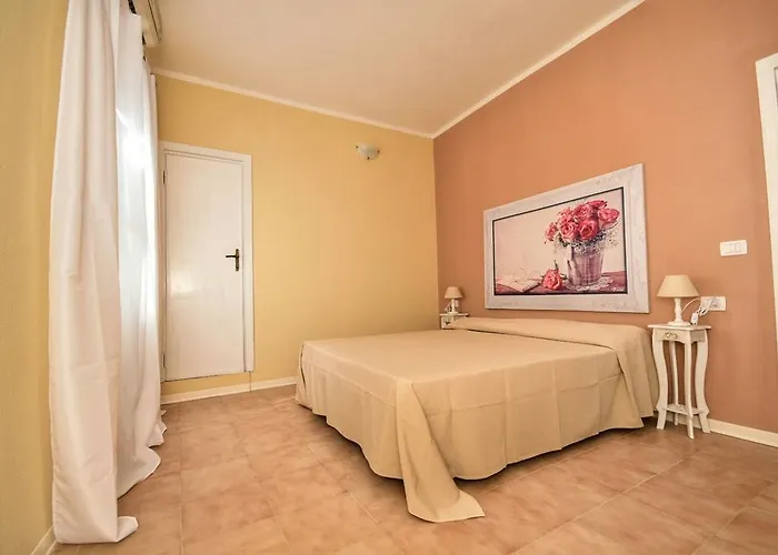 Domus Regia Гостьовий будинок